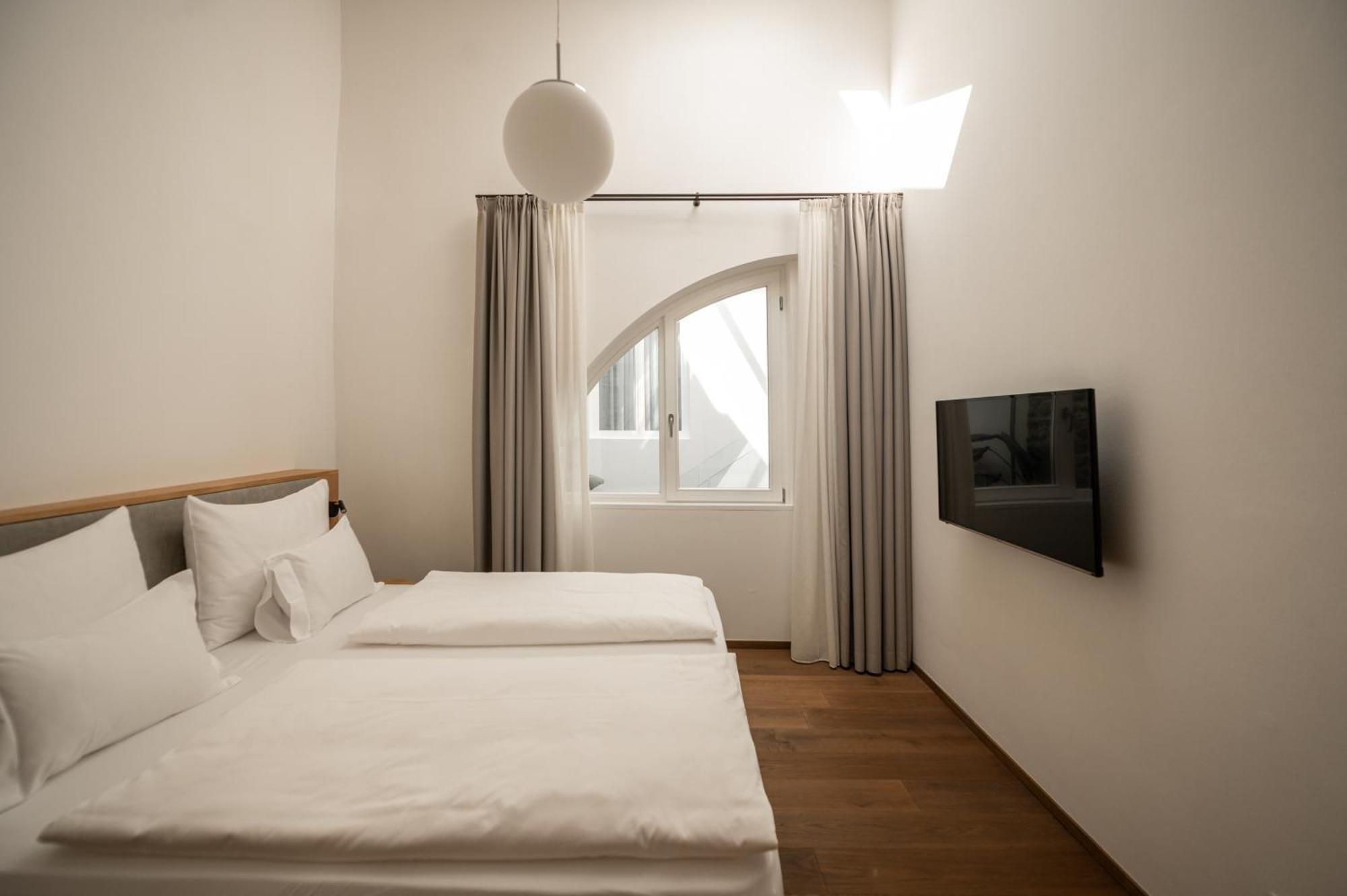 Kuntino Suites Мерано Номер фото